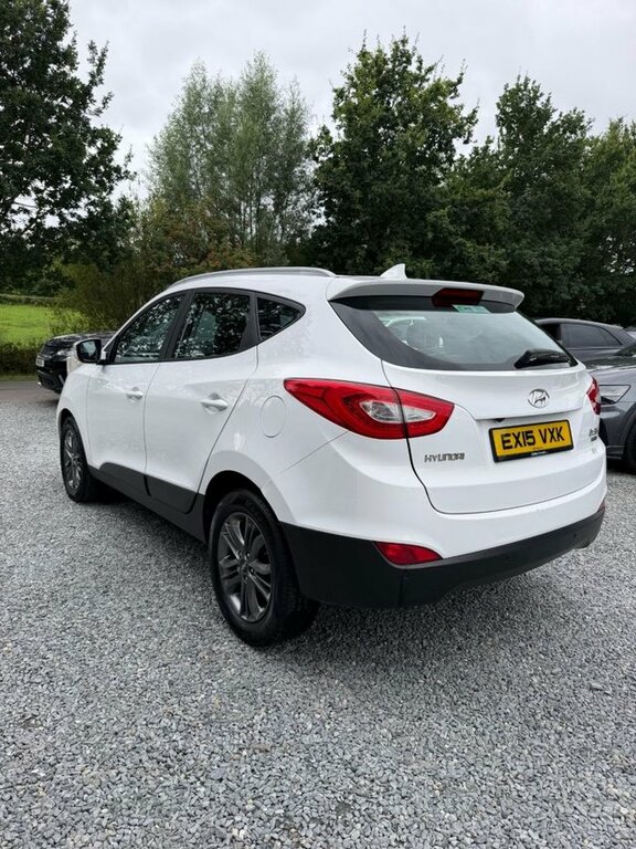 Hyundai Ix35 2015 1.7 Crdi Se Suv Euro 5 Ss White #4