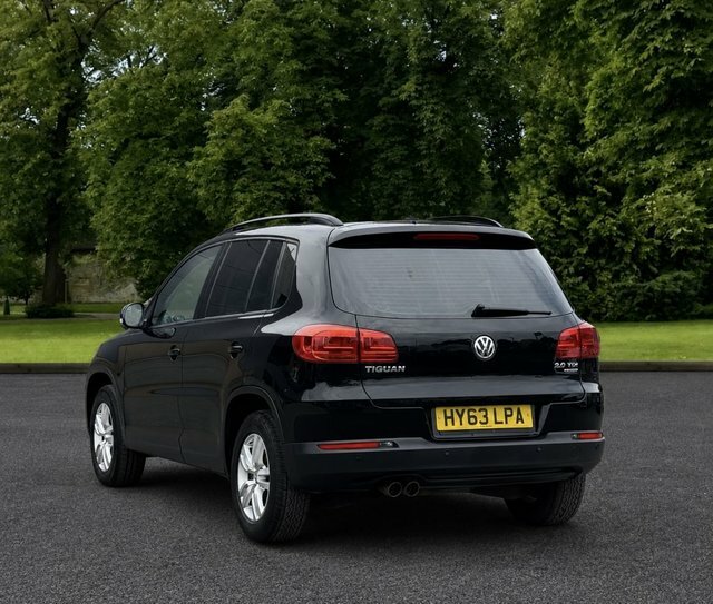 Volkswagen Tiguan 2013 2.0 Tdi Bluemotion Tech S Suv Manu Black #4