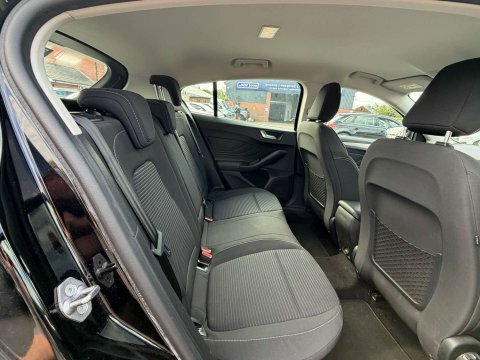 Ford Focus 1.0 Focus Titanium MJ69NPC Black #3