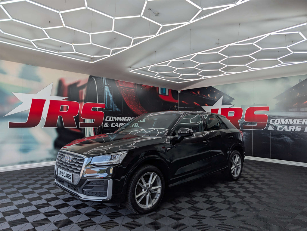 Audi Q2 S Line Tdi Quattro 4Wd Black #3