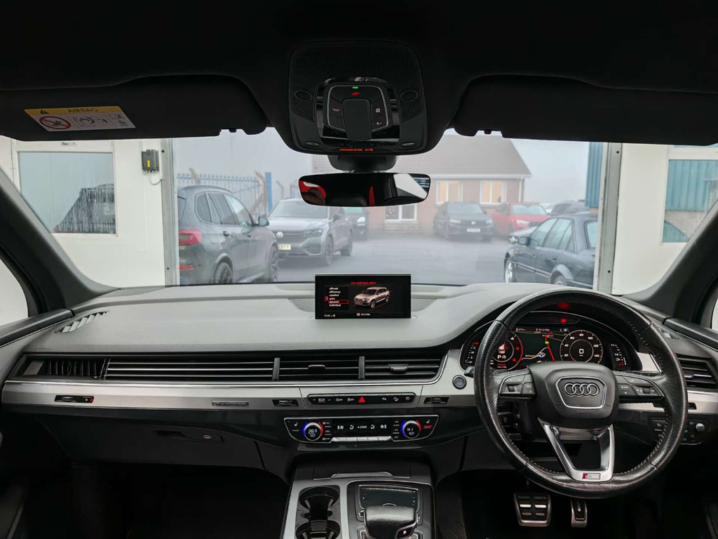 Audi Q7 Sq7 Tdi Quattro Black #22