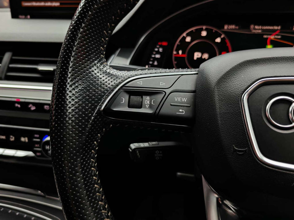 Audi Q7 Sq7 Tdi Quattro Black #26