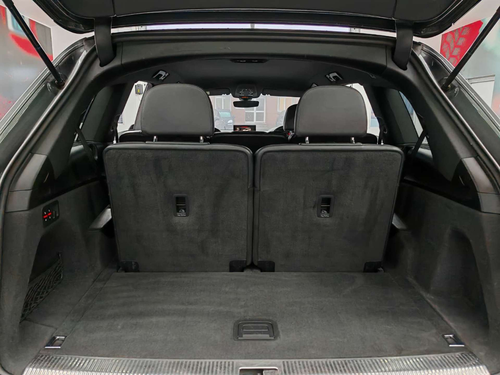 Audi Q7 Sq7 Tdi Quattro Black #44