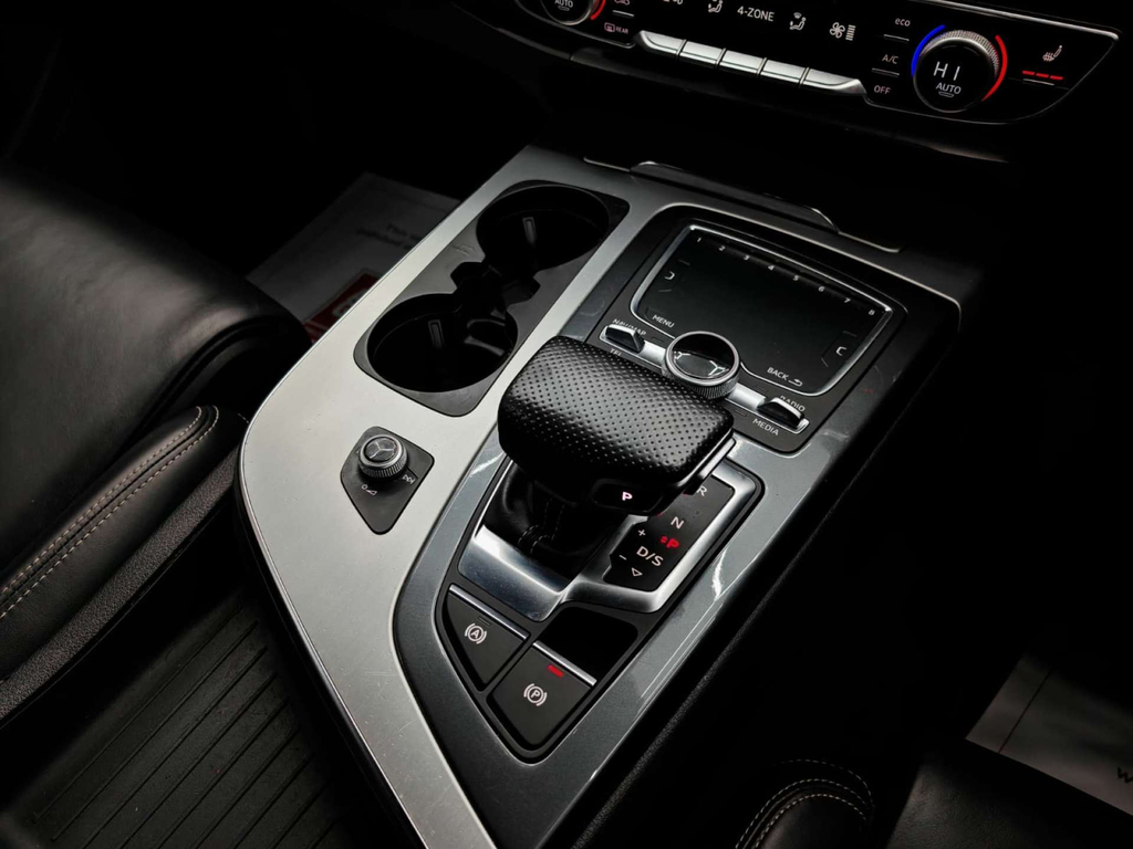 Audi Q7 Sq7 Tdi Quattro Black #40