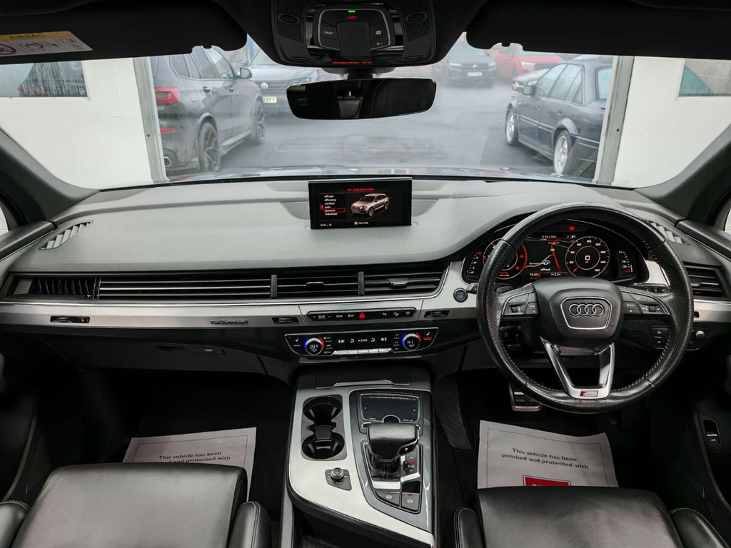 Audi Q7 Sq7 Tdi Quattro Black #23