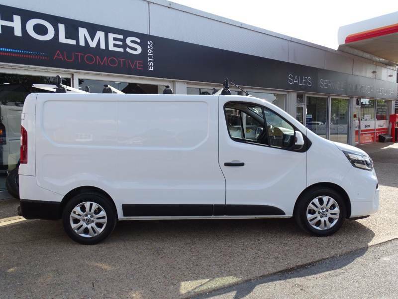 Nissan Primastar Panel Van Grey #10