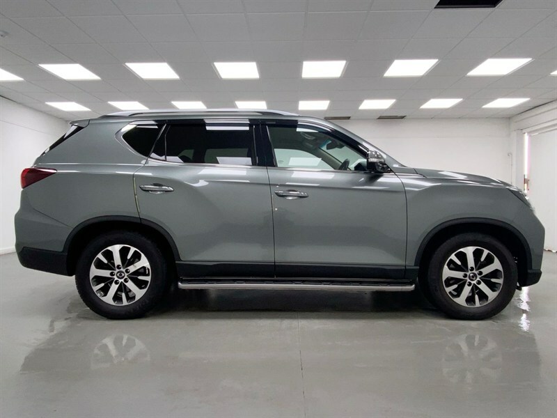 SsangYong Rexton 2.2 Ultimate Grey #5