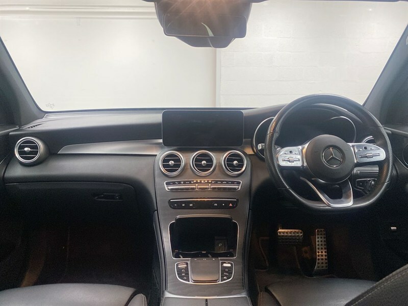 Mercedes-Benz GLC Class Glc 300D 4Matic Amg Line Premium 9G-tronic Black #4