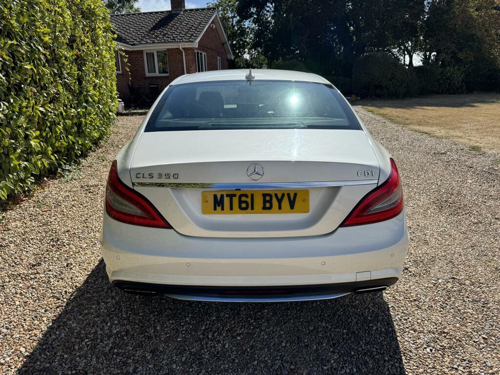 Mercedes-Benz CLS 3.0 Cls350 Cdi V6 Blueefficiency Sport Coupe D White #4