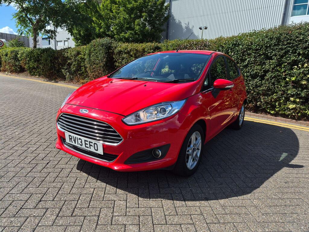 Ford Fiesta 1.25 Zetec Euro 5 Red