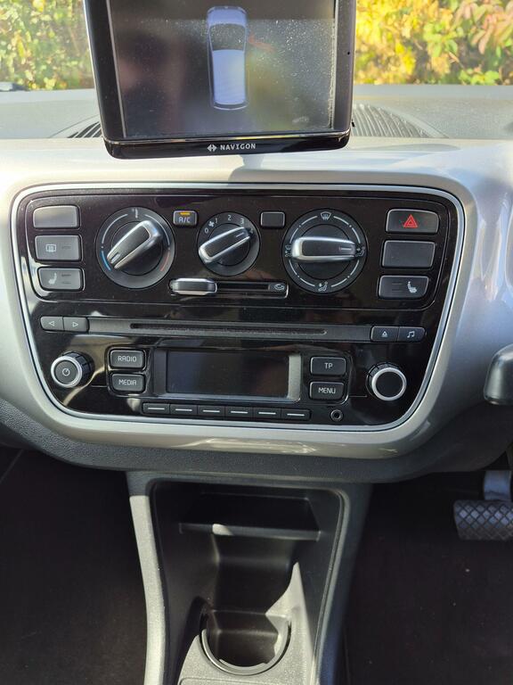 Volkswagen Up Move Up Black #18
