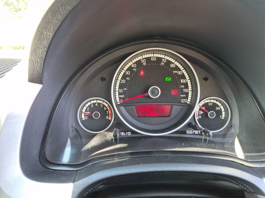 Volkswagen Up Move Up Black #17