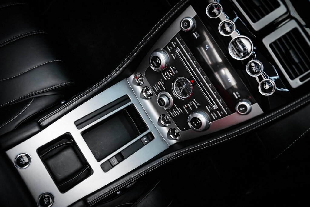 Aston Martin DB9 6.0 V12 Volante T-tronicii Euro 5  #2