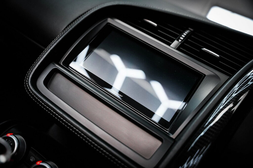Audi R8 #44