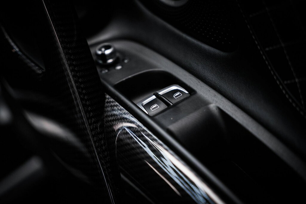Audi R8 #49