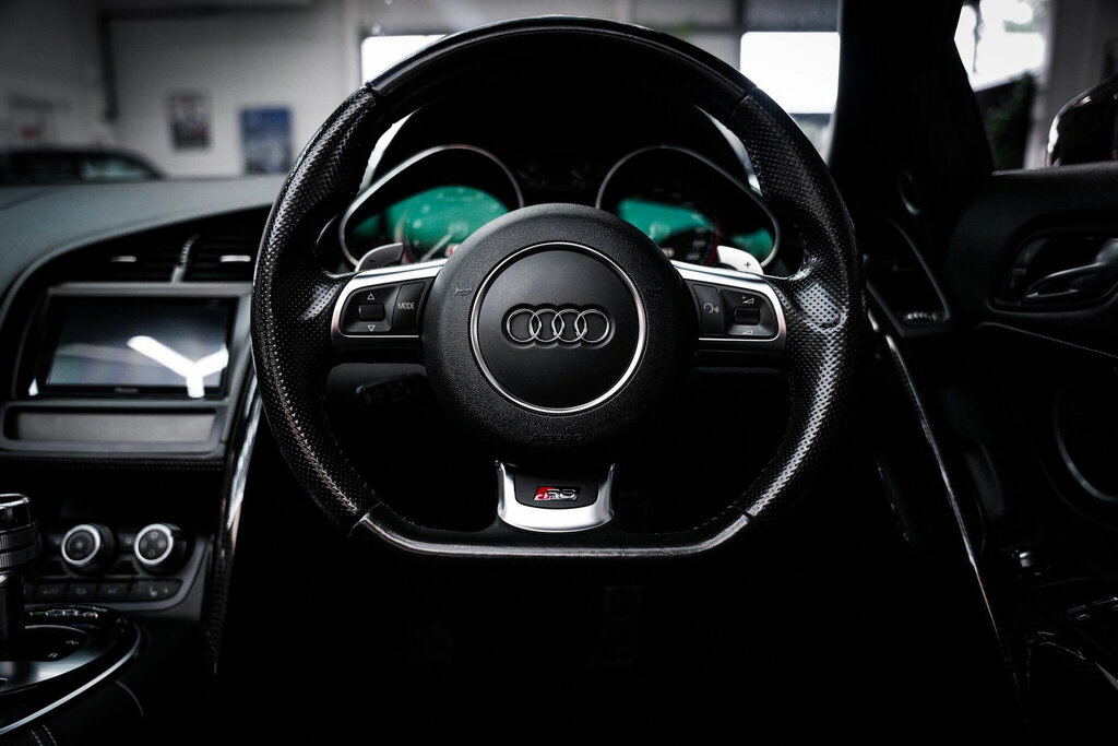 Audi R8 #15