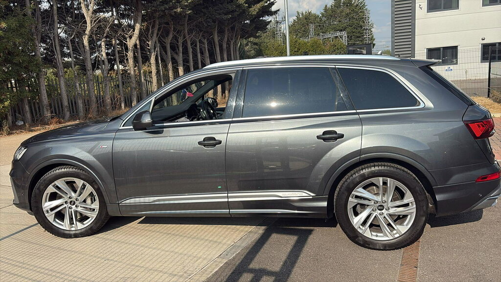 Audi Q7 3.0 Tdi V6 50 Black Edition Tiptronic Quattro Euro Grey #5