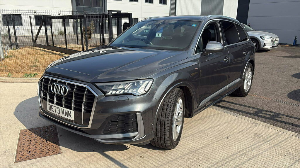 Audi Q7 3.0 Tdi V6 50 Black Edition Tiptronic Quattro Euro Grey #3