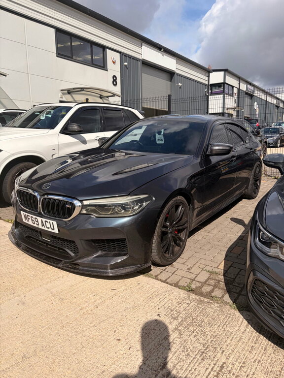 BMW M5 4.4 V8 Steptronic Xdrive Euro 6 Ss 