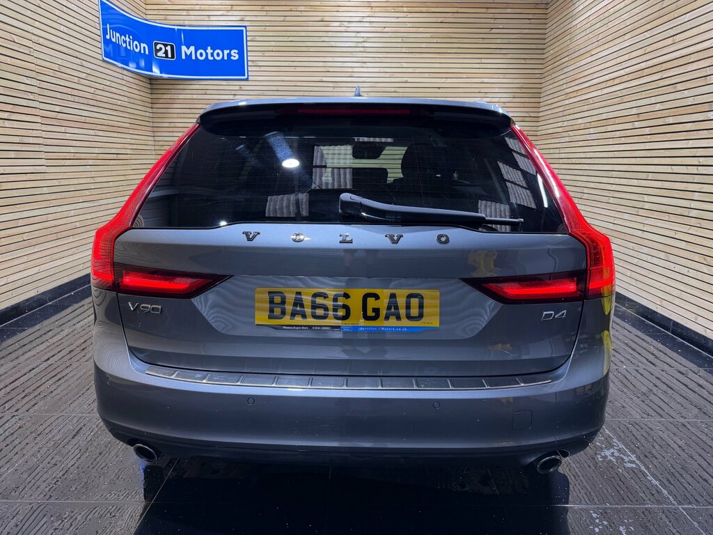 Volvo V90 2.0 D4 Momentum Estate Euro 6 Ss Grey #5