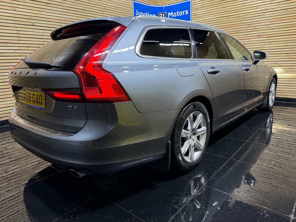 Volvo V90 2.0 D4 Momentum Estate Euro 6 Ss Grey #4