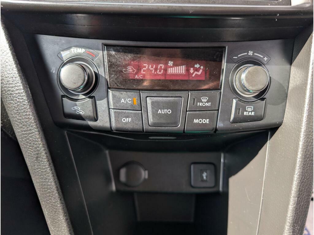 Suzuki Swift Sz3 White #15