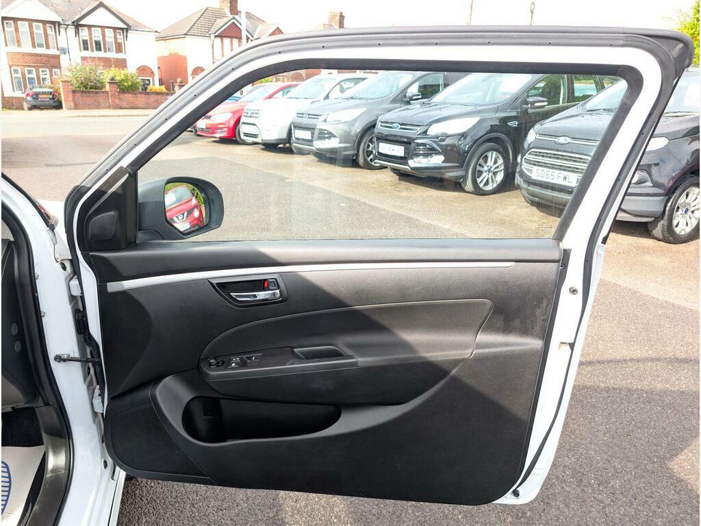 Suzuki Swift Sz3 White #22