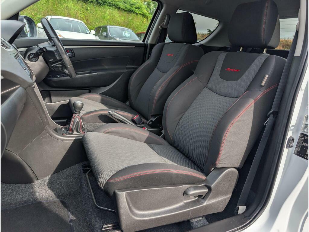 Suzuki Swift Sz3 White #29