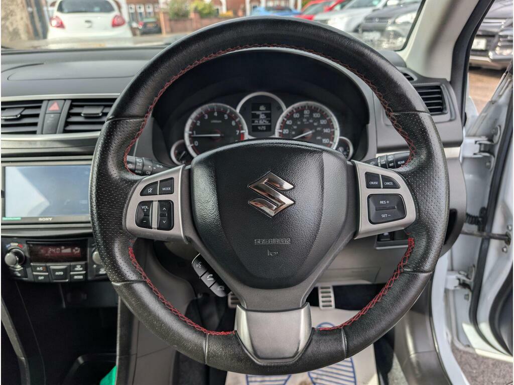 Suzuki Swift Sz3 White #13