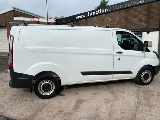 Ford Transit Custom 2.0 340 Ecoblue Panel Van L2 H1 EA18NVK White #5