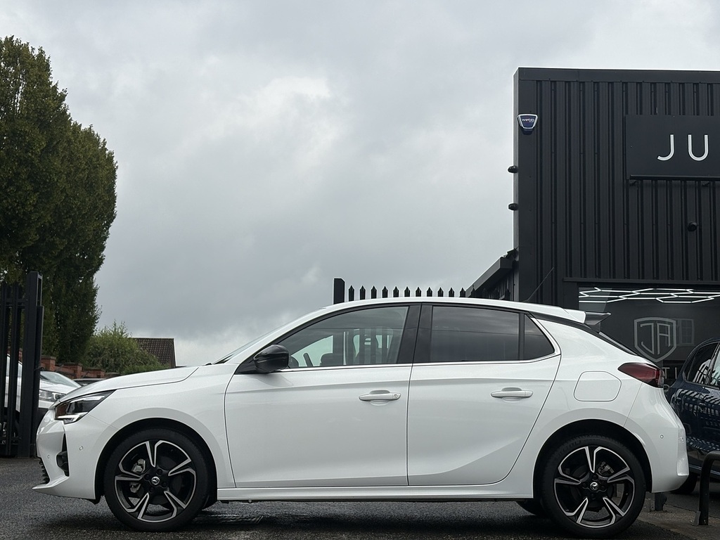 Vauxhall Corsa Turbo Ultimate PK73LDC White #4