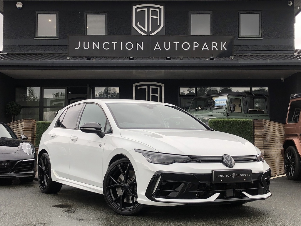 Volkswagen Golf Tsi R Black Edition White