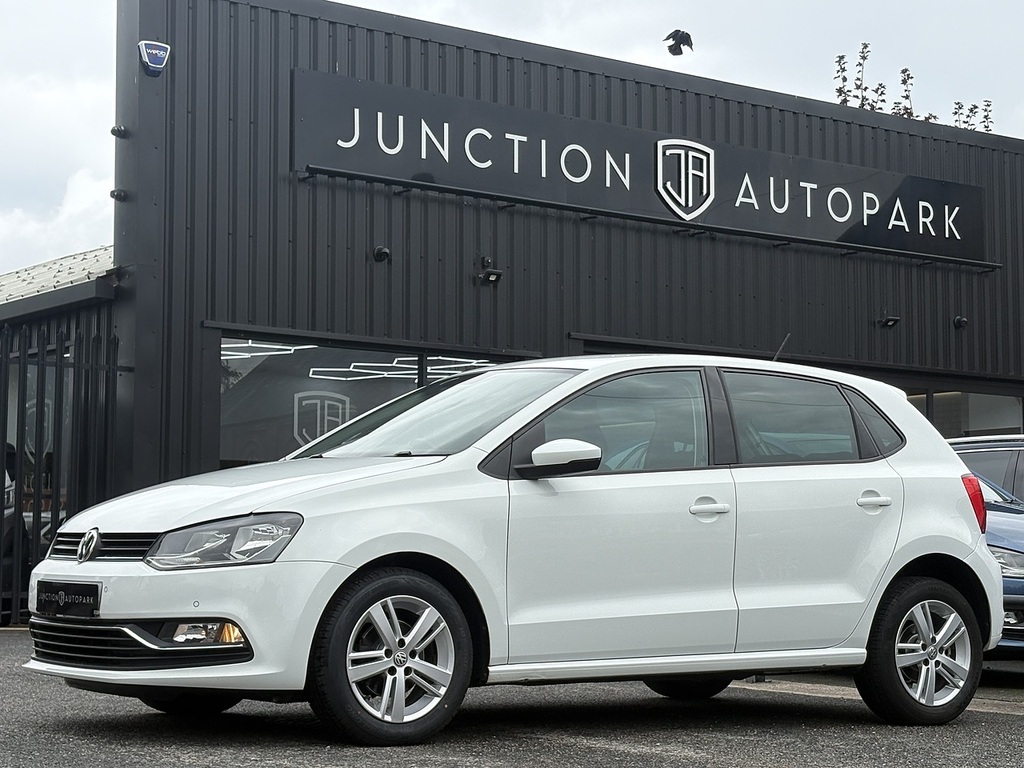 Volkswagen Polo Bluemotion Tech Match ST66TZZ White #3