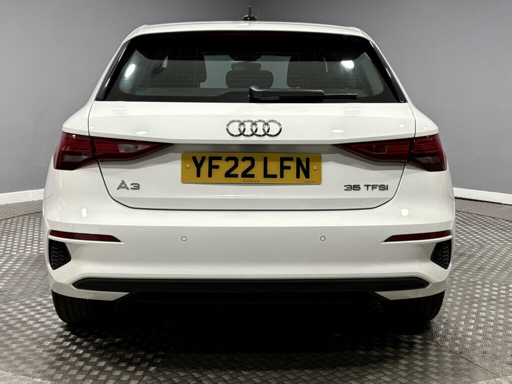 Audi A3 1.5 Tfsi 35 Technik Sportback Euro 6 Ss YF22LFN White #4