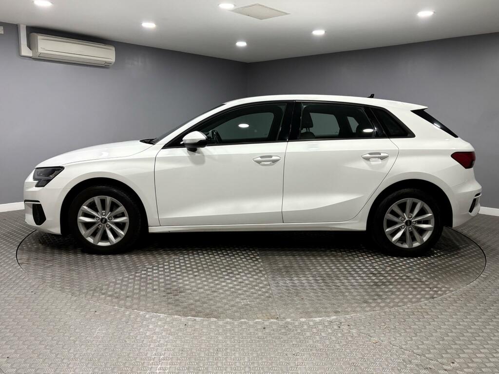 Audi A3 1.5 Tfsi 35 Technik Sportback Euro 6 Ss YF22LFN White #6