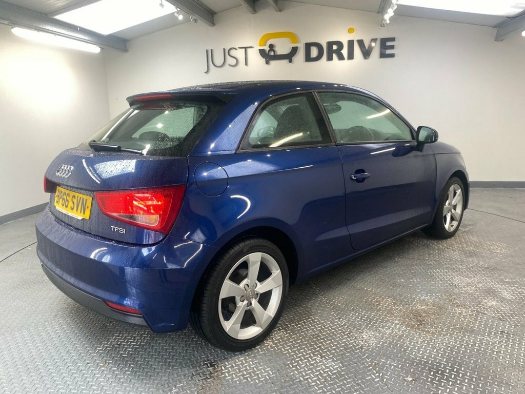 Audi A1 1L Sport Blue #4
