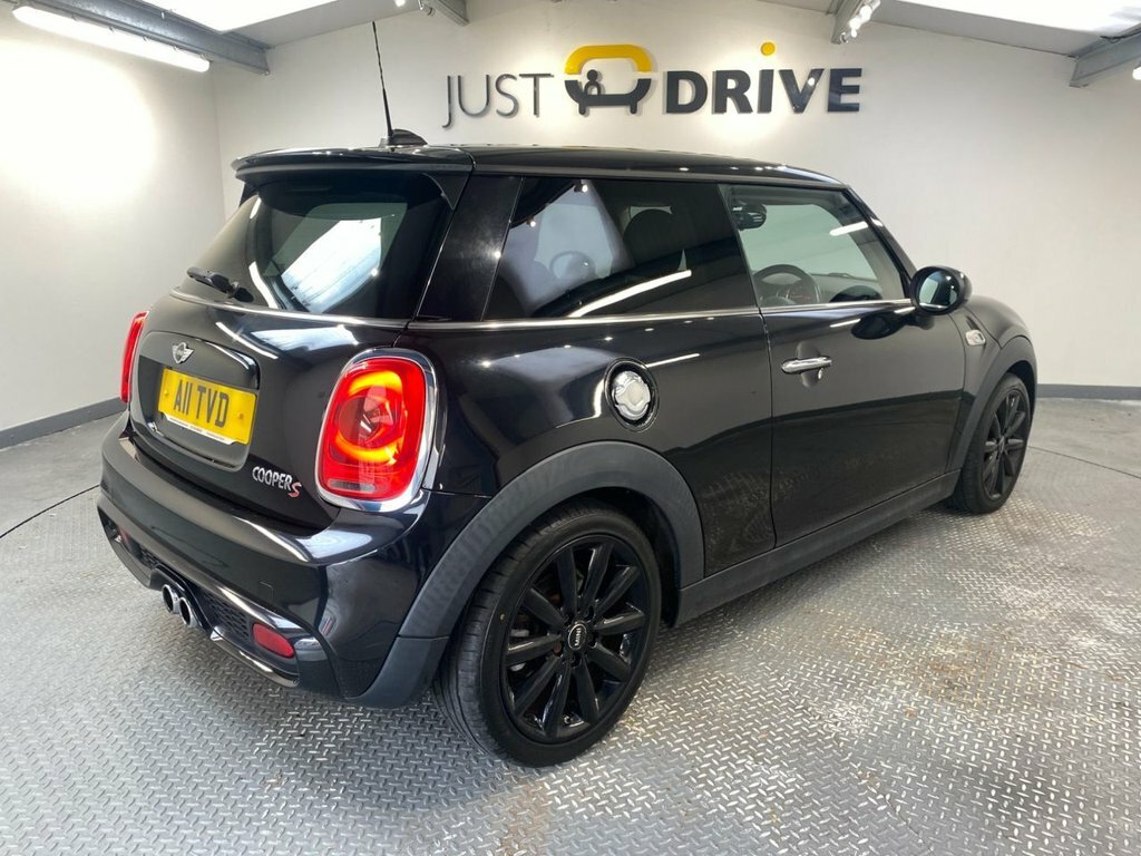 Mini Hatch 2L Cooper S Black #5