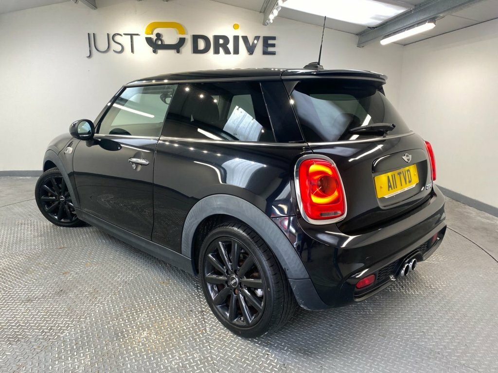 Mini Hatch 2L Cooper S Black #3