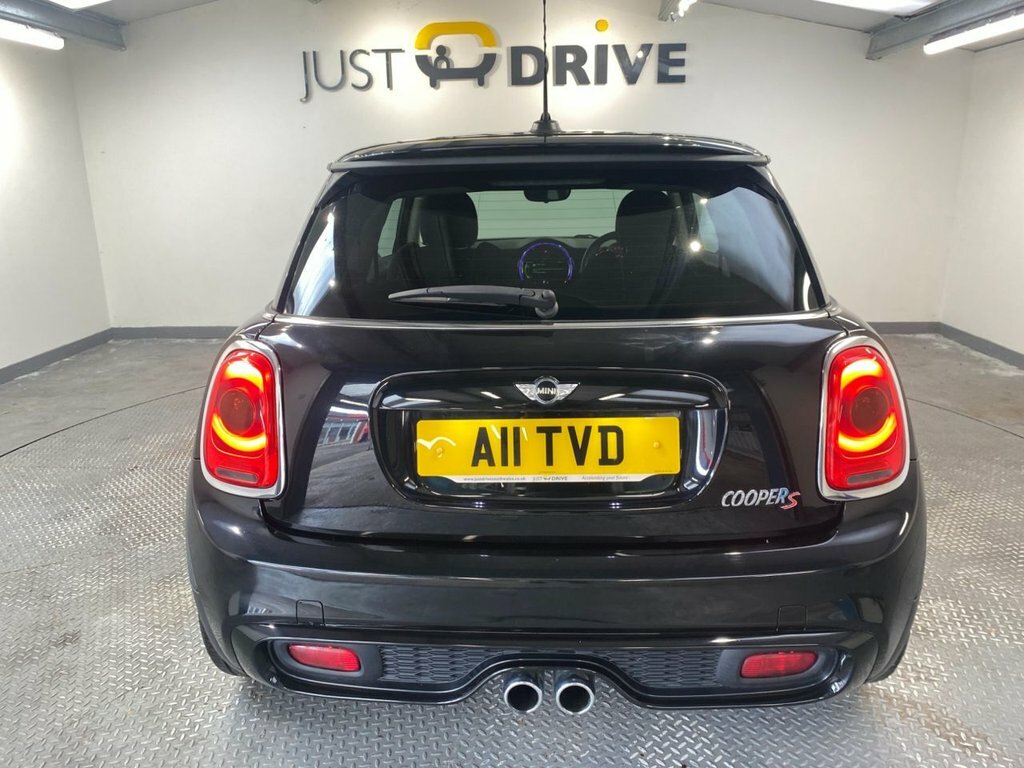 Mini Hatch 2L Cooper S Black #4
