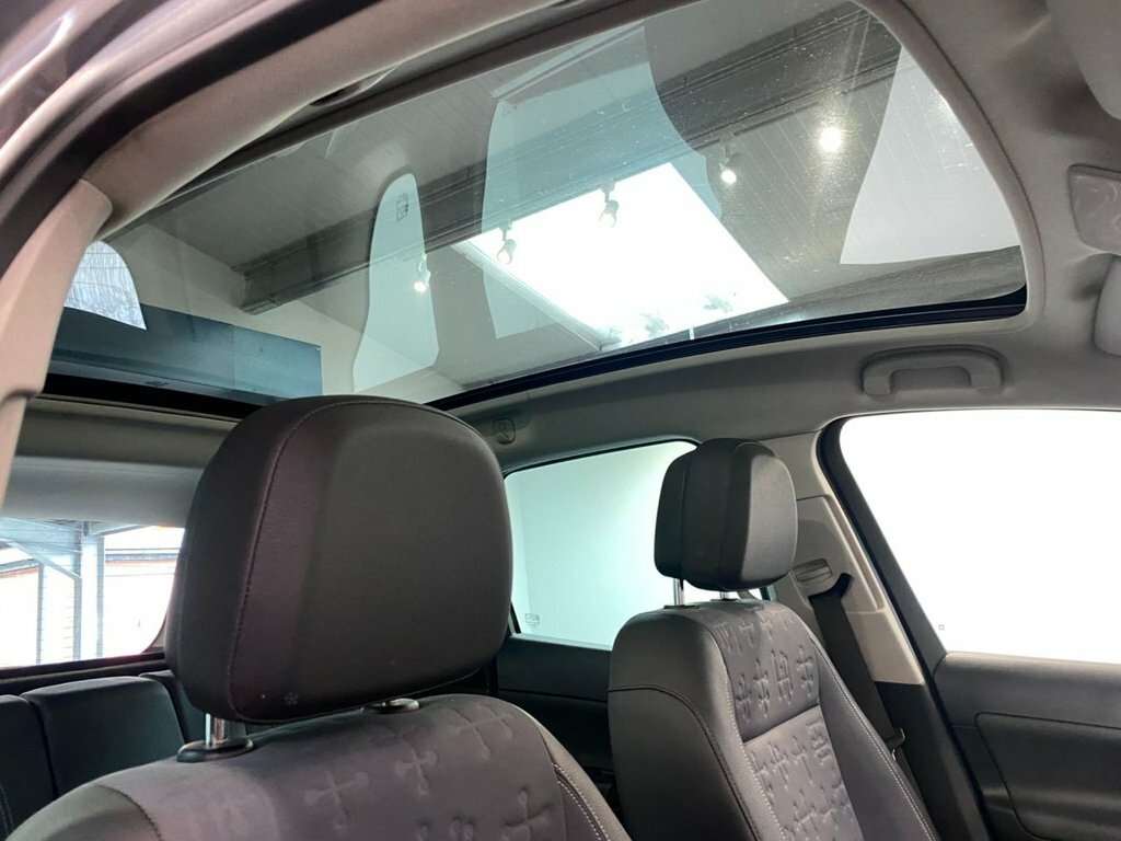 Vauxhall Meriva Tech Line Red #10