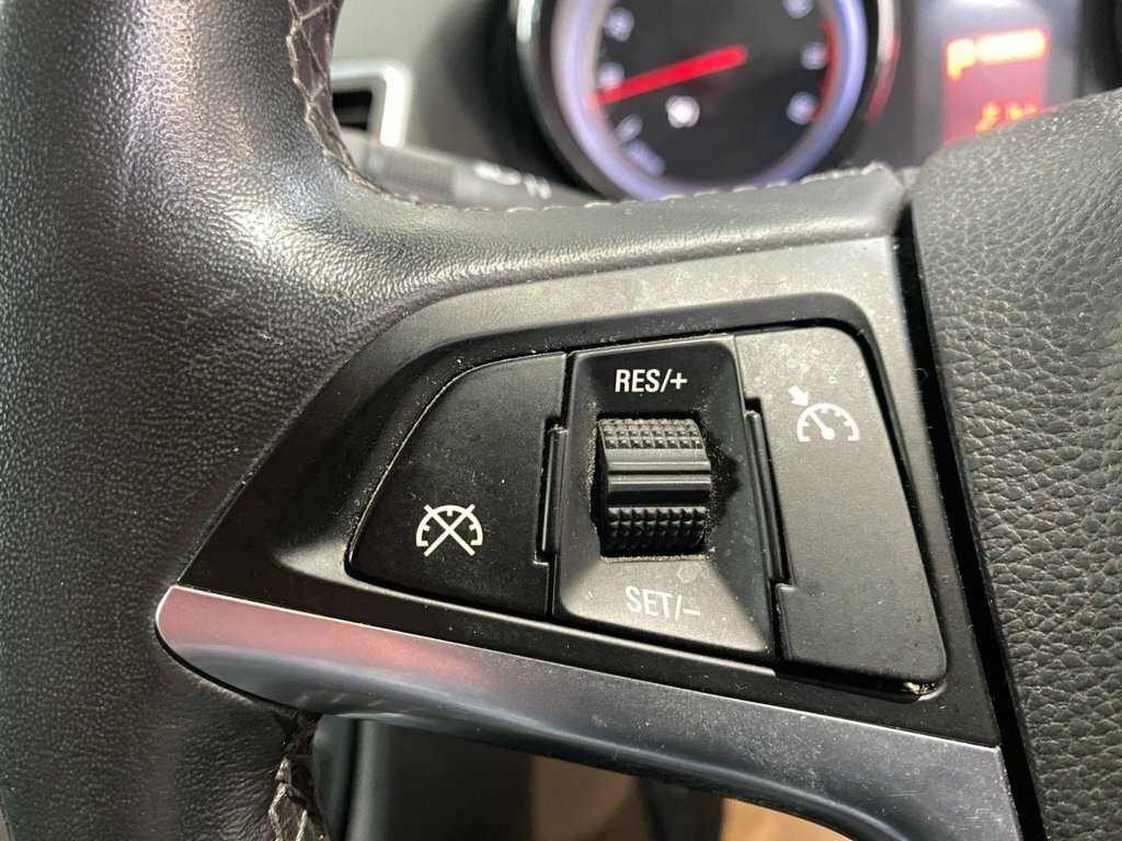 Vauxhall Meriva Tech Line Red #18