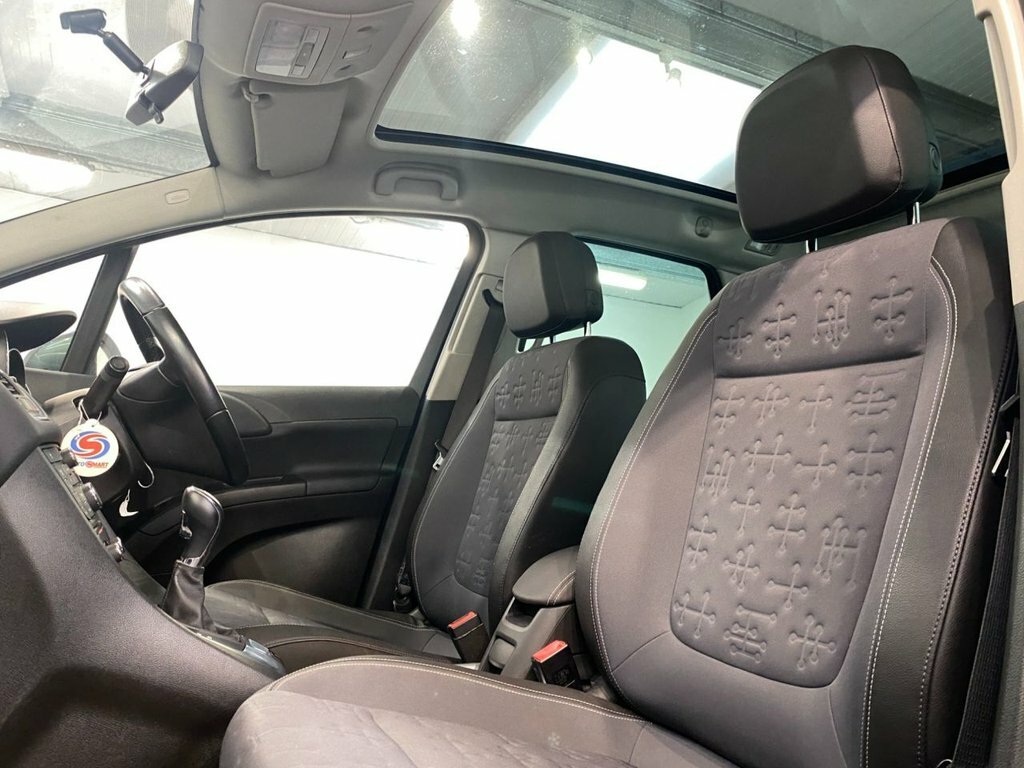 Vauxhall Meriva Tech Line Red #20