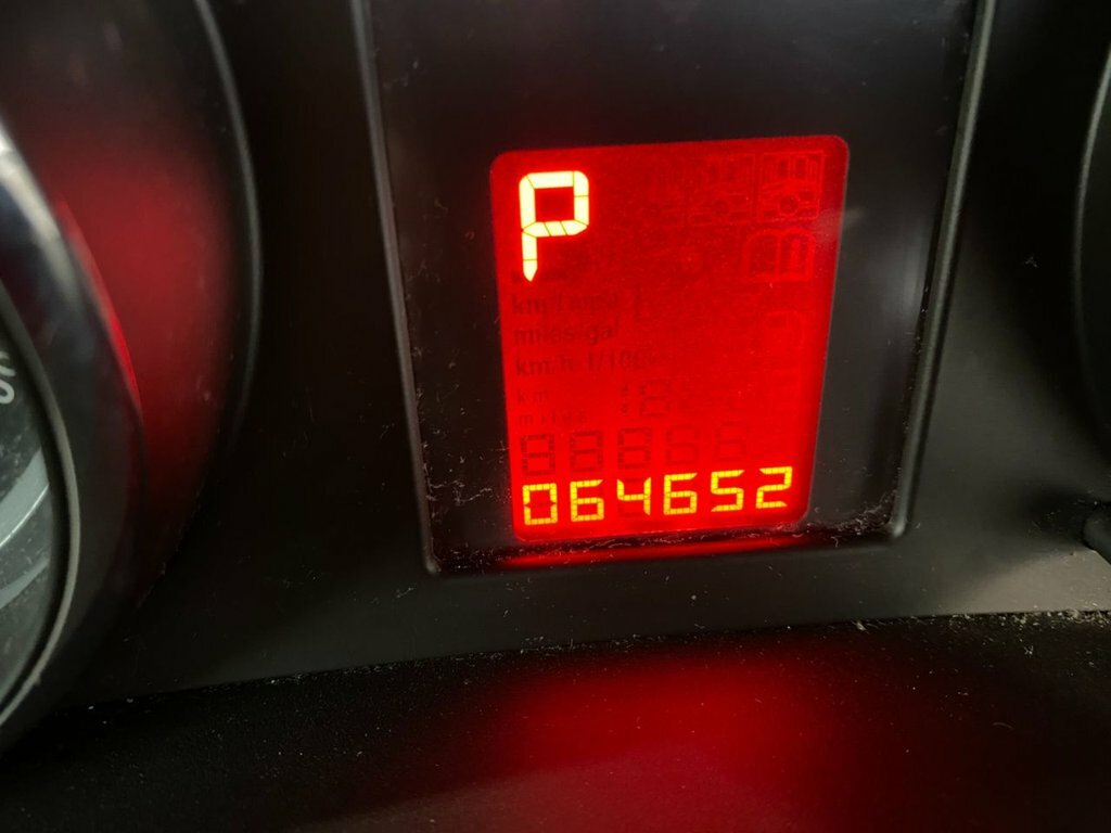 Vauxhall Meriva Tech Line Red #13