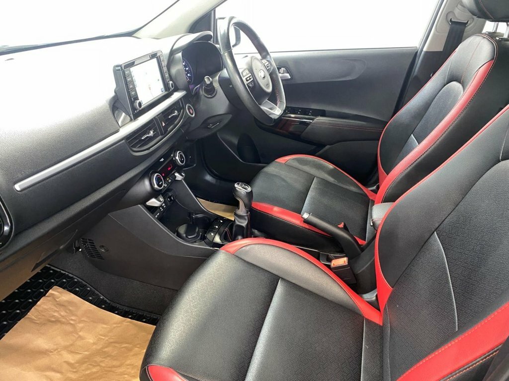 Kia Picanto X-line Black #24