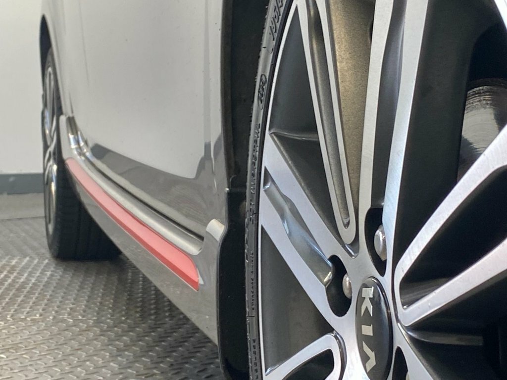 Kia Picanto X-line Black #28