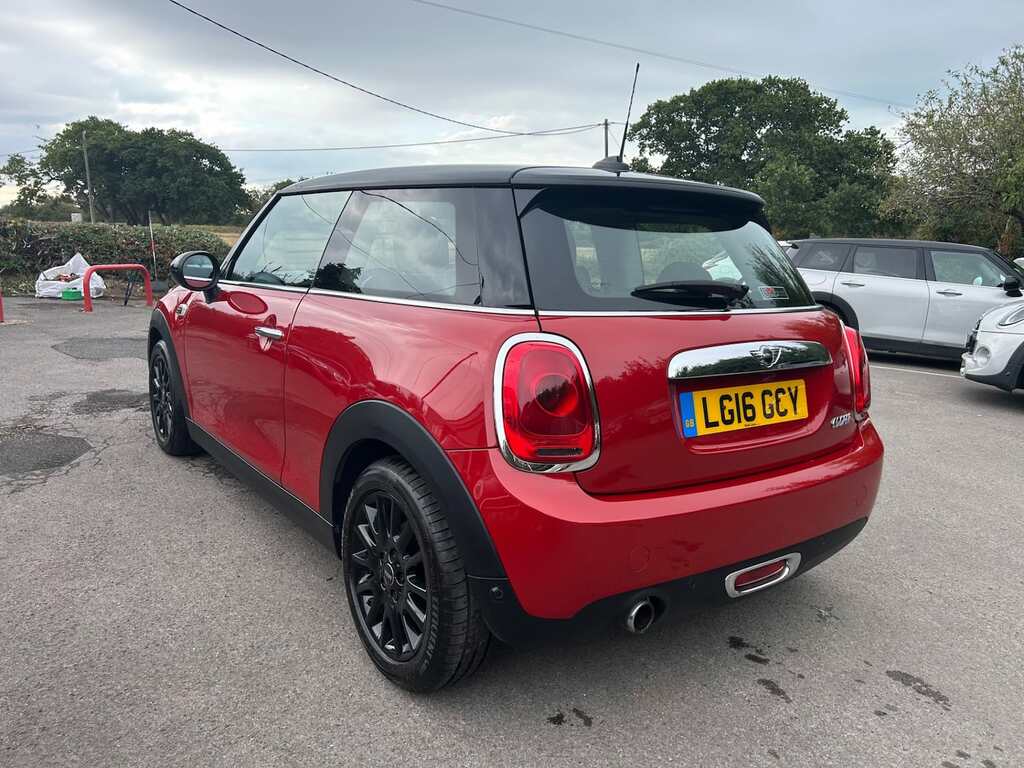 Mini Hatch 1.5 Cooper LG16GCY Red #6
