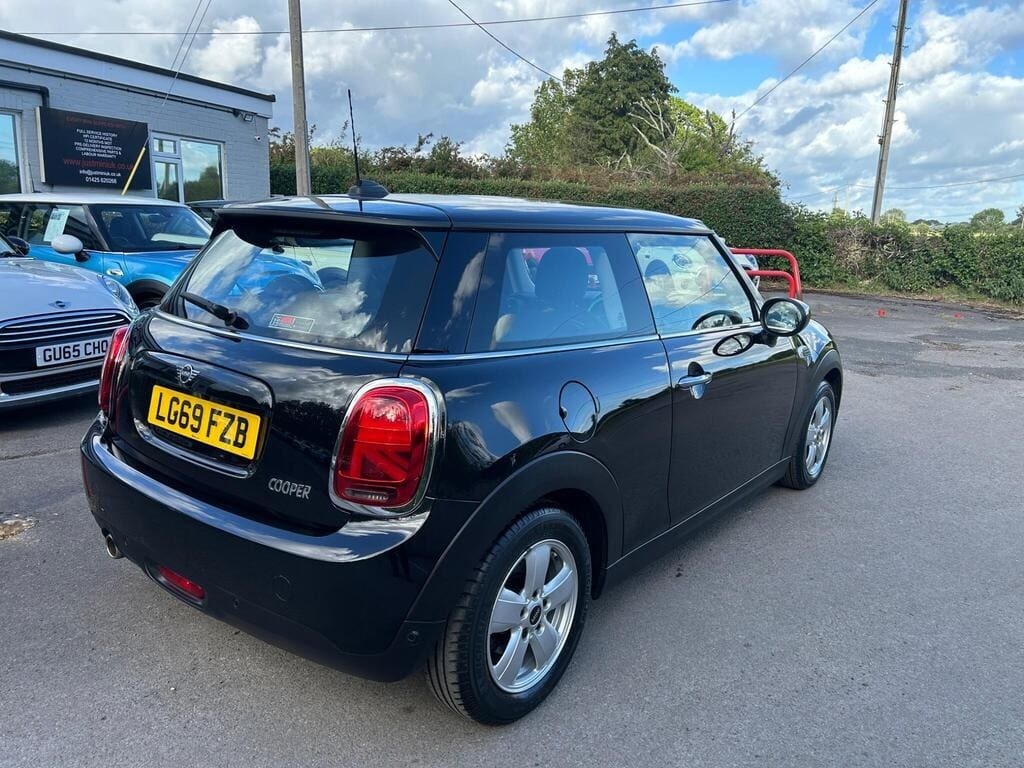 Mini Hatch 1.5 Cooper Classic II Black #3