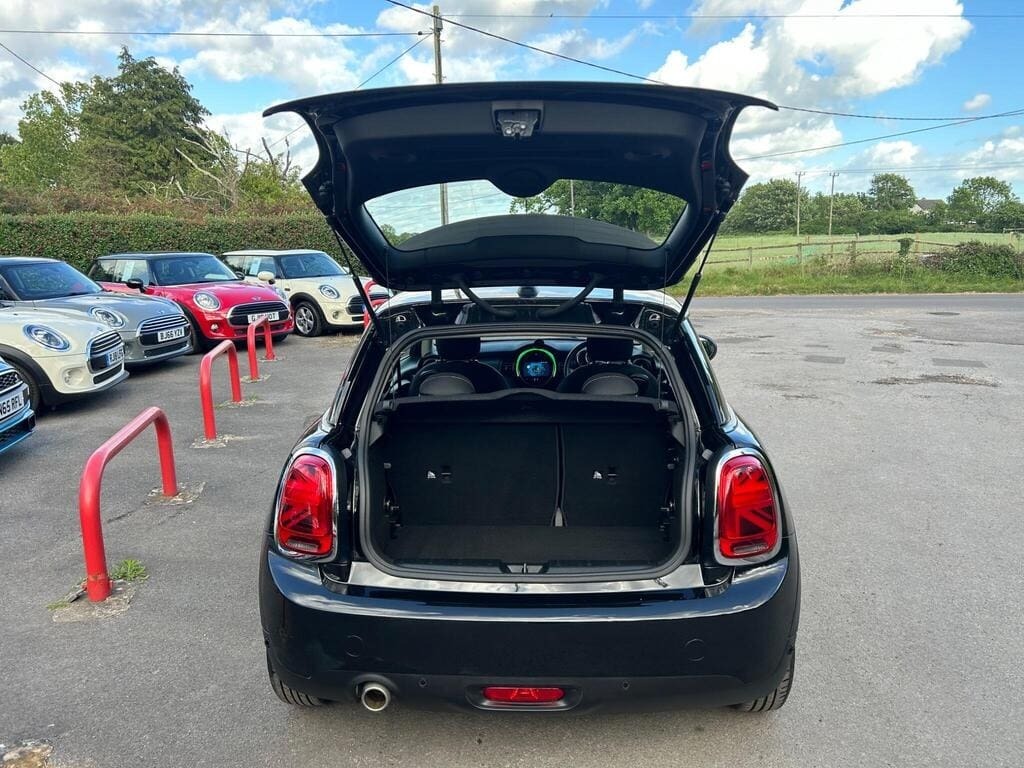 Mini Hatch 1.5 Cooper Classic II Black #5