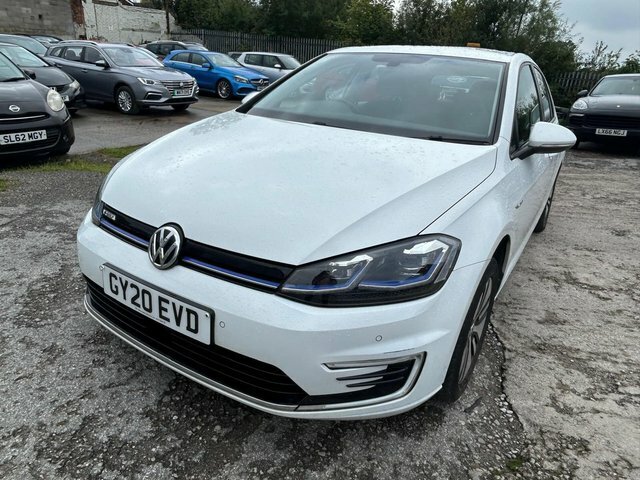 Volkswagen e-Golf 35.8Kwh E-golf White #3