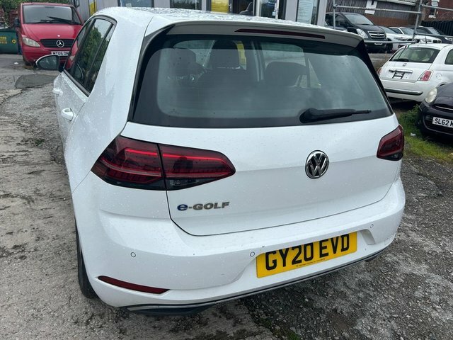 Volkswagen e-Golf 35.8Kwh E-golf White #4